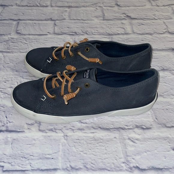 Sperry Pier View Navy Sneakers - Size 8 - Picture 3 of 8